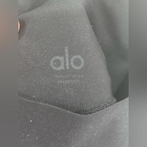 ALO Yoga Women's Charcoal Layered Skorts - Picture 3 of 8